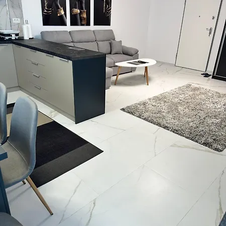 Astoria Mamaia Nord Apartment